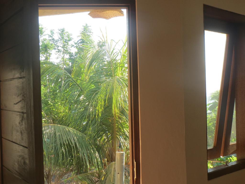 Amed Sari Beach Guesthouse Стая снимка