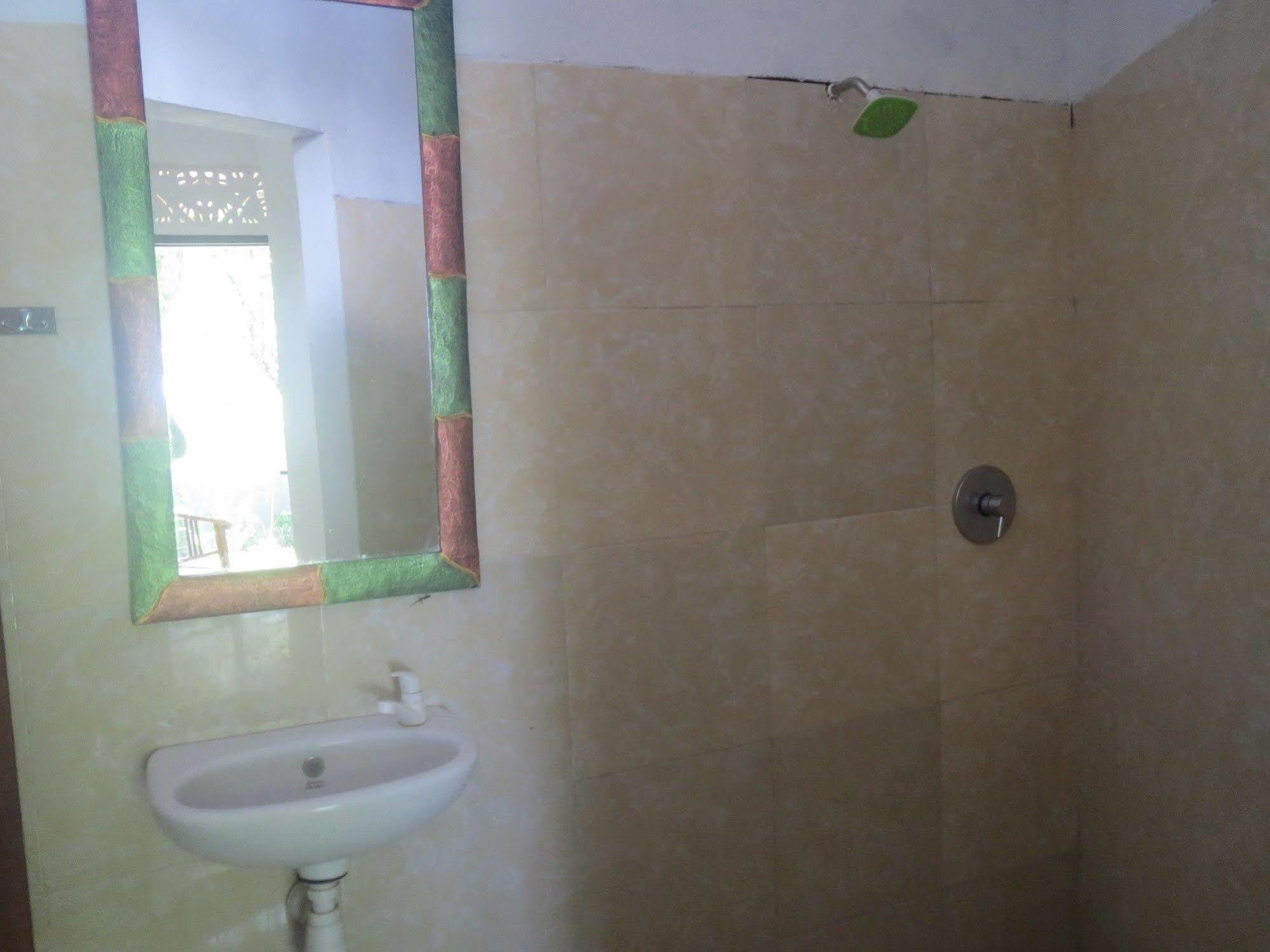Amed Sari Beach Guesthouse Екстериор снимка