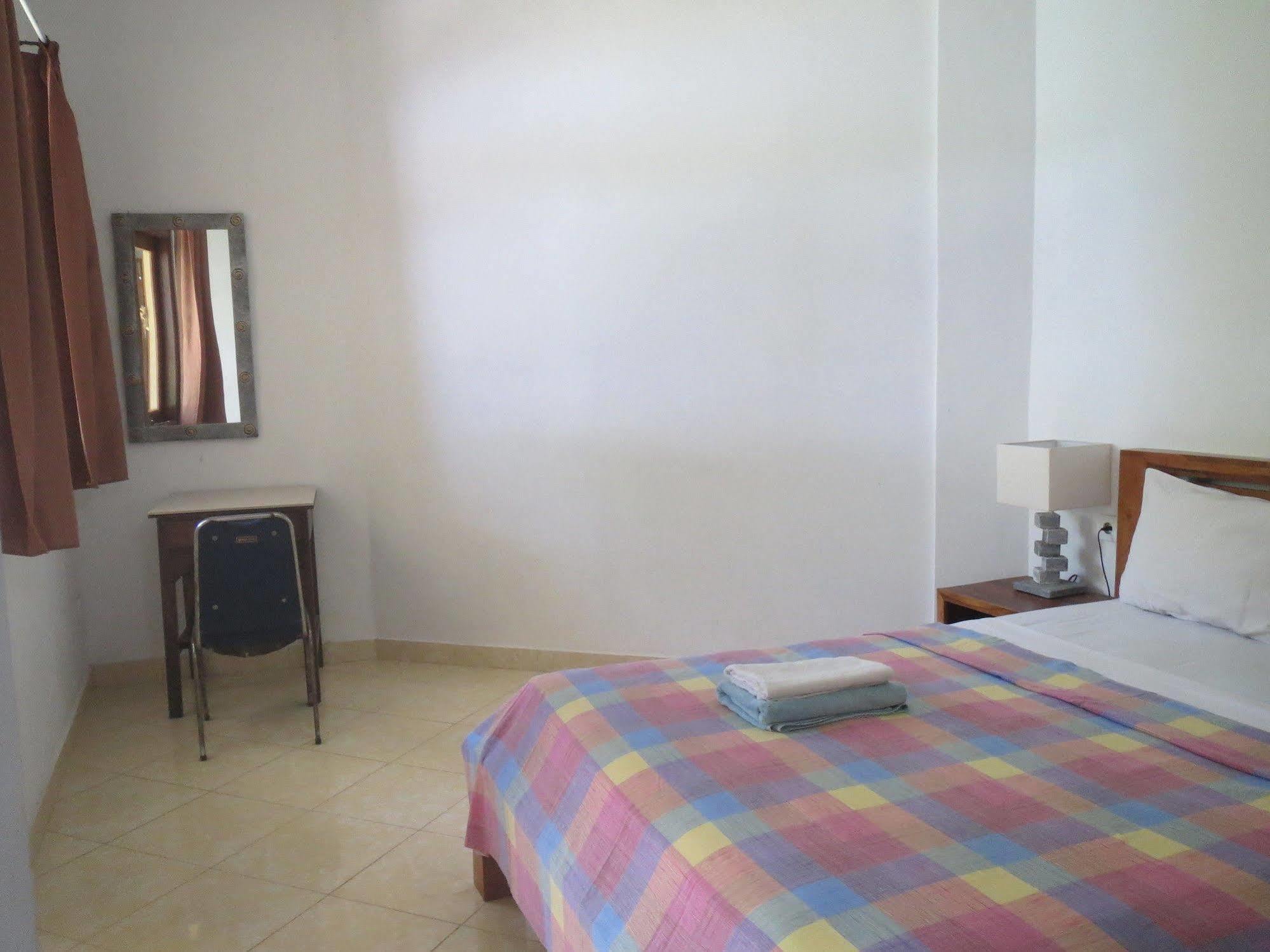 Amed Sari Beach Guesthouse Екстериор снимка